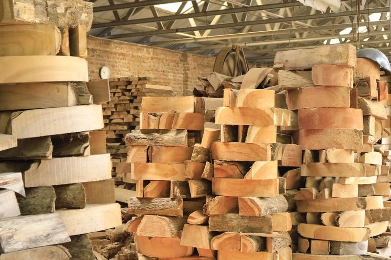 how teak furniture age teak grain pattern