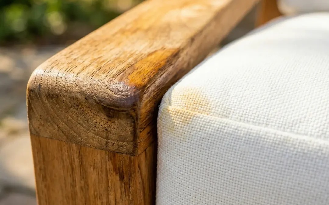 Why Indonesian Teak Furniture Oils Can Stain White Cushions